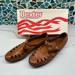Dexter New in Box - Melissa Sandal 8 1/2 Wide - Tan